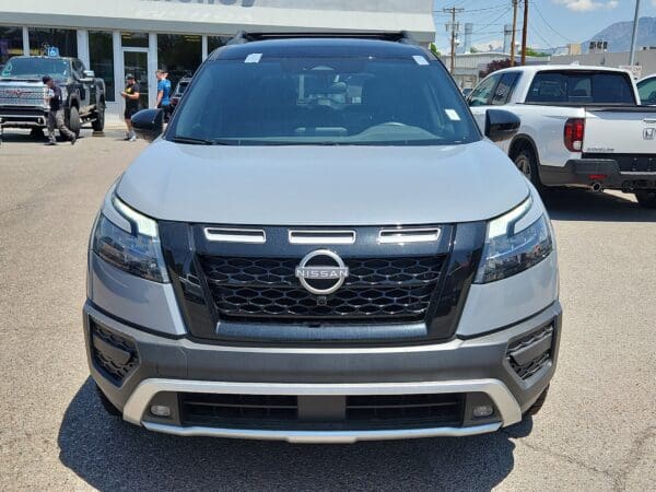2025 Nissan Pathfinder - Image 5