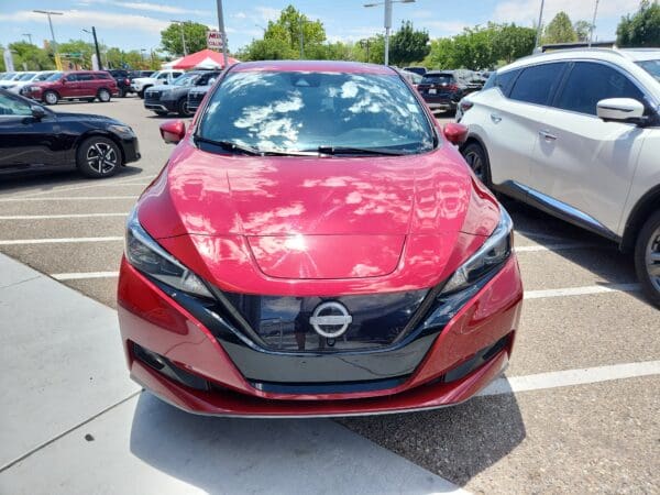 2023 Nissan LEAF - Image 2