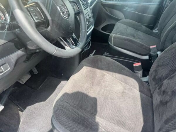 2018 Dodge Grand Caravan Passenger - Image 5