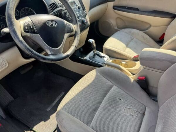 2009 Hyundai Elantra - Image 4