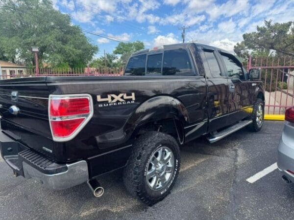 2013 Ford F150 Super Cab - Image 2