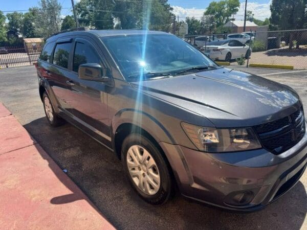 2018 Dodge Journey - Image 2