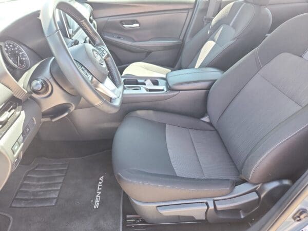 2025 Nissan Sentra - Image 15