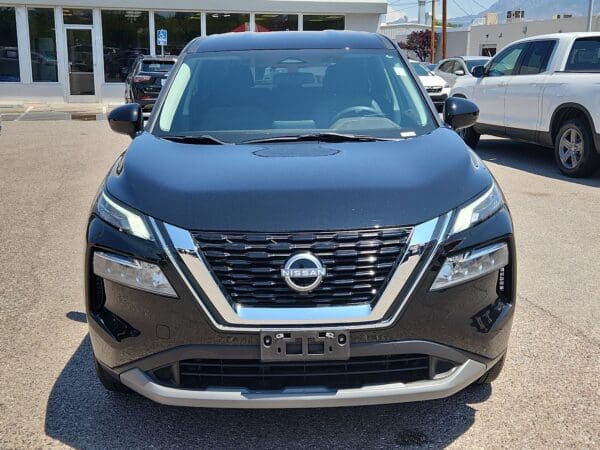 2023 Nissan Rogue - Image 5