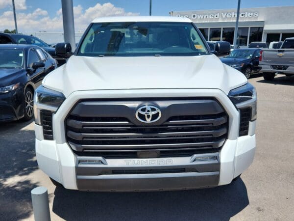 2022 Toyota Tundra 4WD - Image 2
