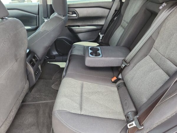 2025 Nissan Rogue - Image 16
