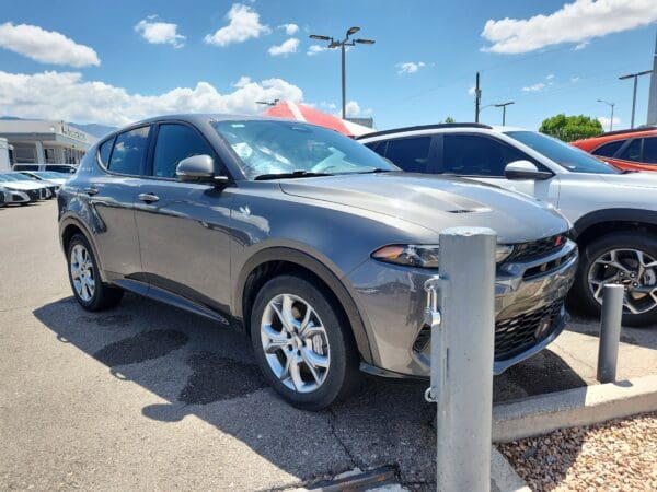 2024 Dodge Hornet - Image 3