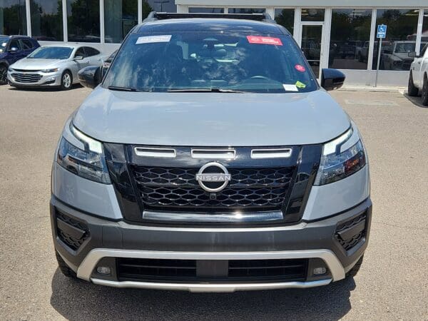 2025 Nissan Pathfinder - Image 5