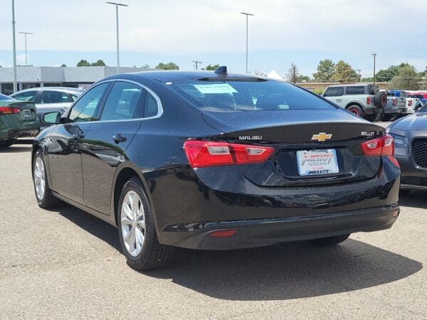 2024 Chevrolet Malibu - Image 3