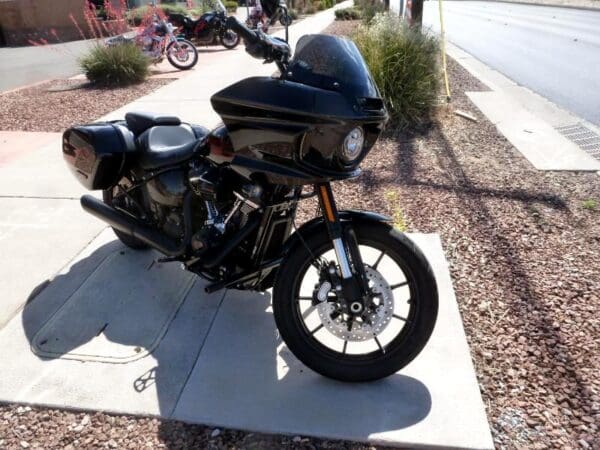 2025 Harley-Davidson FXLRST - Image 2