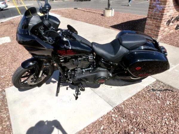2025 Harley-Davidson FXLRST - Image 5