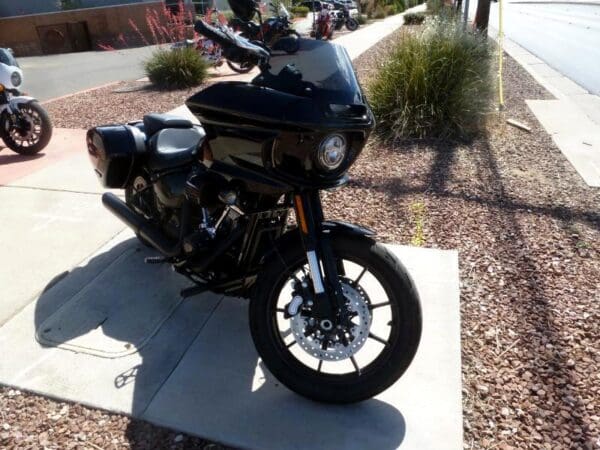 2025 Harley-Davidson FXLRST - Image 9