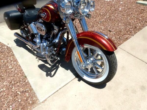 2014 Harley-Davidson FLSTNSE - Image 2
