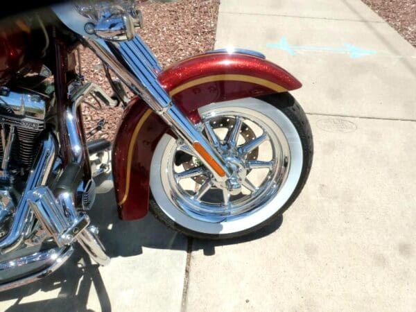 2014 Harley-Davidson FLSTNSE - Image 12