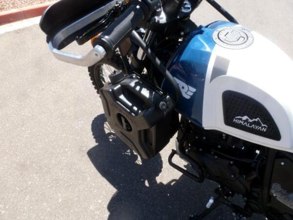 2023 Royal Enfield Himilayan - Image 4