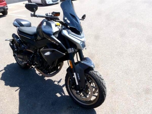2024 CFMOTO 800NK - Image 2