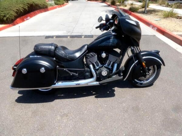 2017 Indian Chieftain Dark Horse