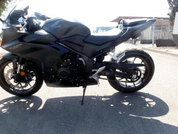 2024 Honda CBR500RA - Image 7