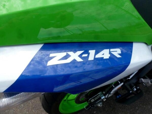 2024 Kawasaki Ninja ZX-14R - Image 7