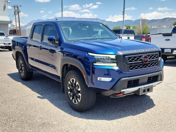 2022 Nissan Frontier - Image 4