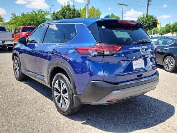 2021 Nissan Rogue - Image 3