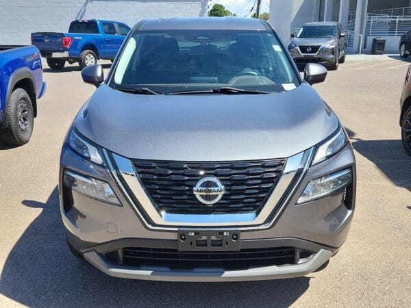 2021 Nissan Rogue - Image 2