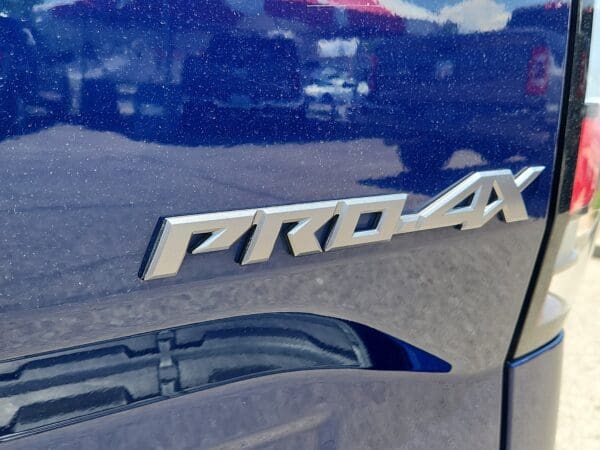 2022 Nissan Frontier - Image 19