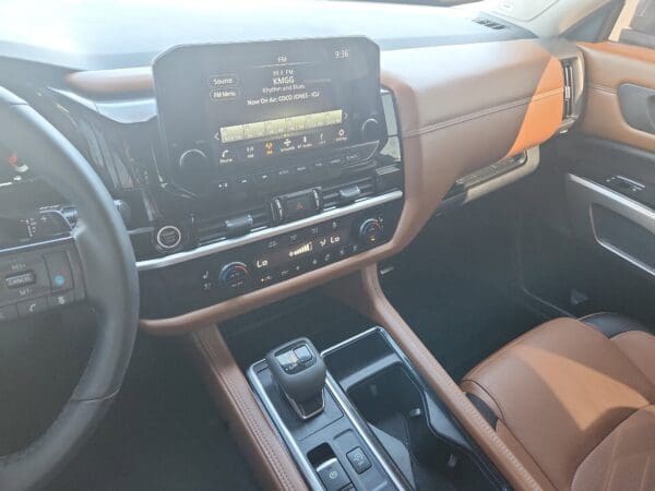 2024 Nissan Pathfinder - Image 9