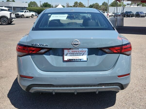 2025 Nissan Sentra - Image 18