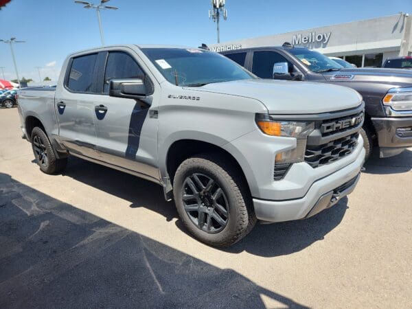 2024 Chevrolet Silverado 1500 - Image 3