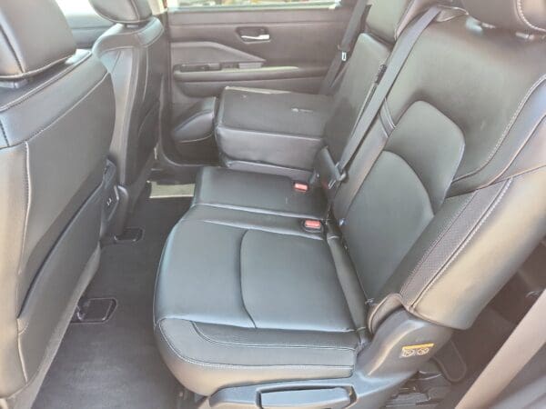 2023 Nissan Pathfinder - Image 16