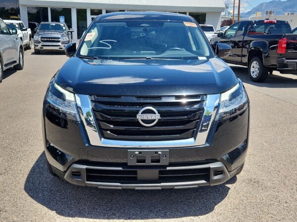 2022 Nissan Pathfinder - Image 5