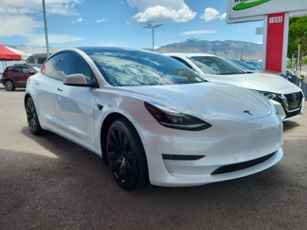 2021 Tesla Model 3 - Image 2