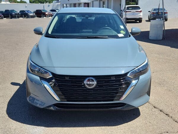 2025 Nissan Sentra - Image 5