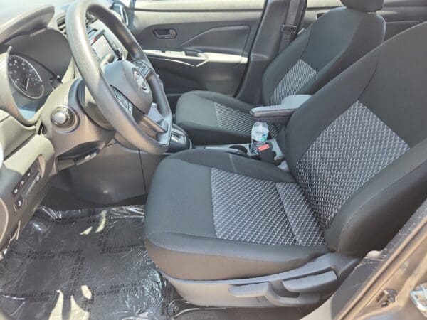 2024 Nissan Versa - Image 15