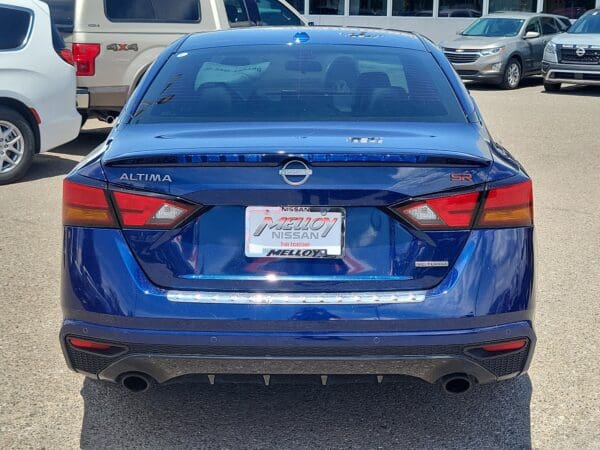2023 Nissan Altima - Image 11