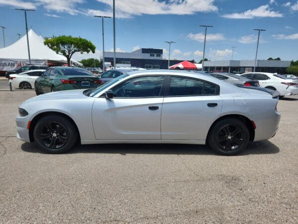2021 Dodge Charger - Image 2