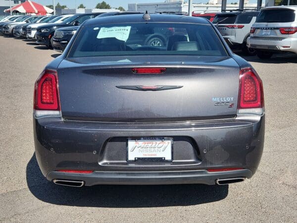 2022 Chrysler 300 - Image 19