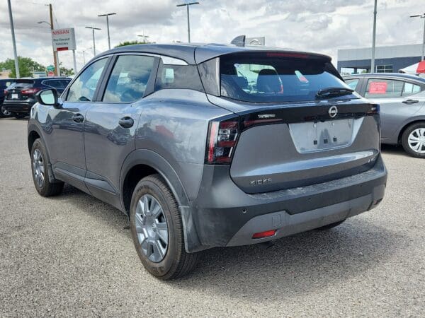 2025 Nissan Kicks - Image 3