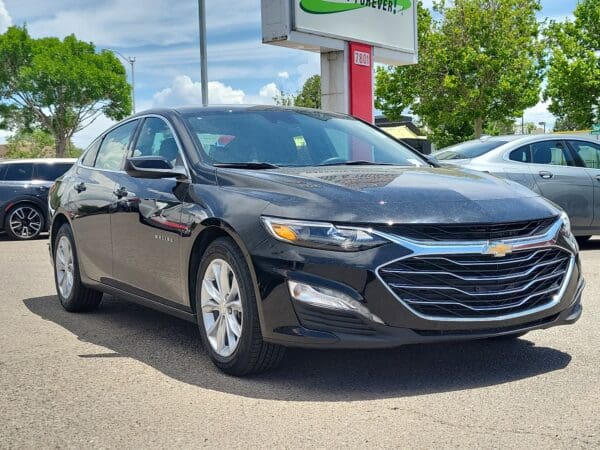 2024 Chevrolet Malibu - Image 4