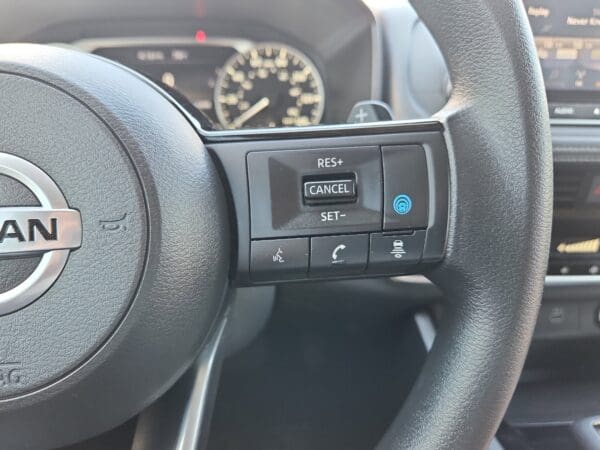 2021 Nissan Rogue - Image 7