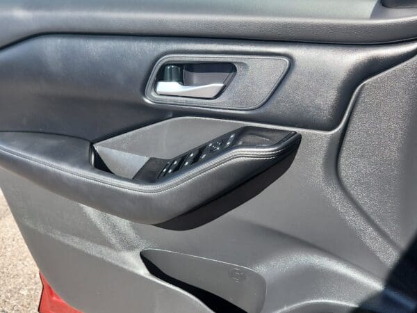 2025 Nissan Rogue - Image 14