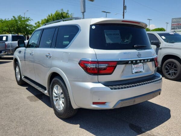 2023 Nissan Armada - Image 3