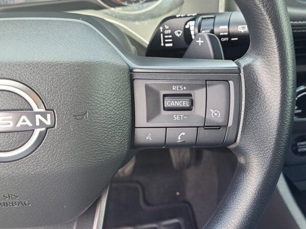 2025 Nissan Rogue - Image 21