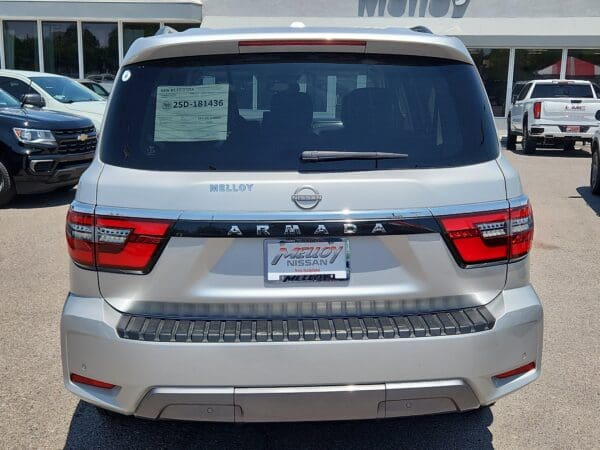 2023 Nissan Armada - Image 19