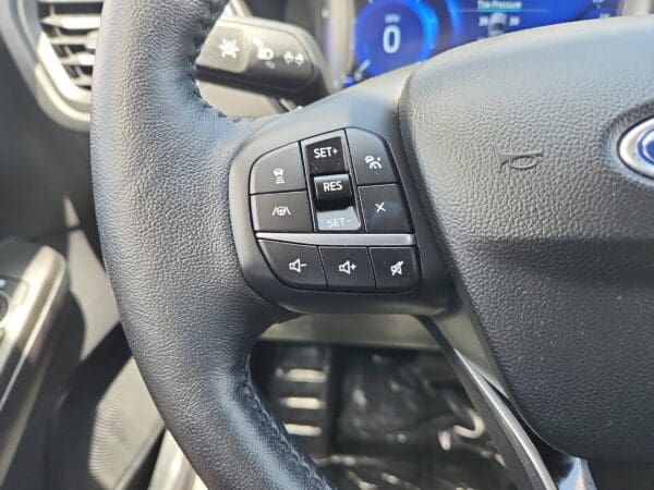 2020 Ford Escape - Image 6