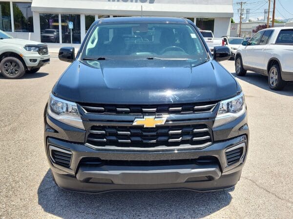 2022 Chevrolet Colorado - Image 5