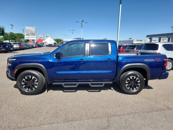 2023 Nissan Frontier - Image 2