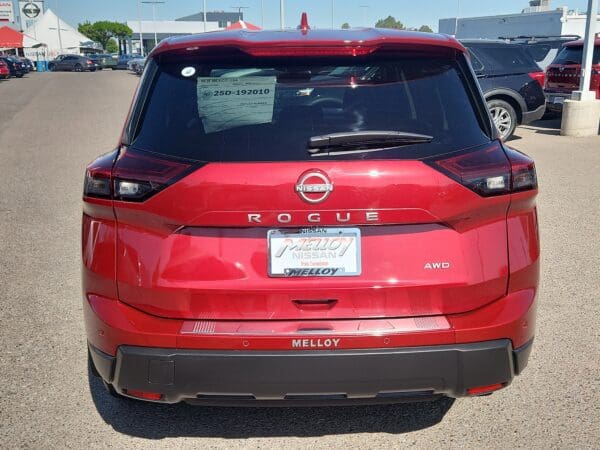 2025 Nissan Rogue - Image 18
