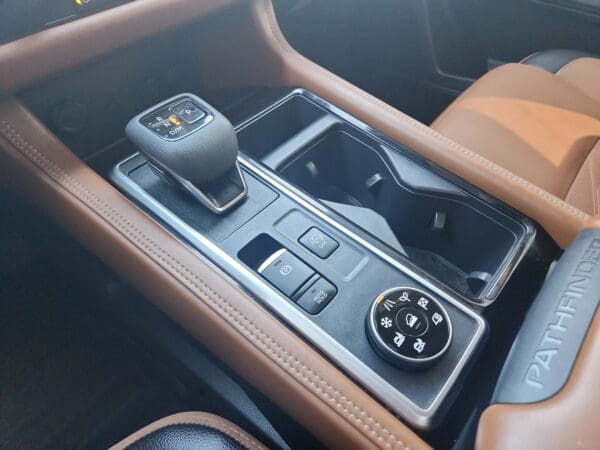2024 Nissan Pathfinder - Image 10